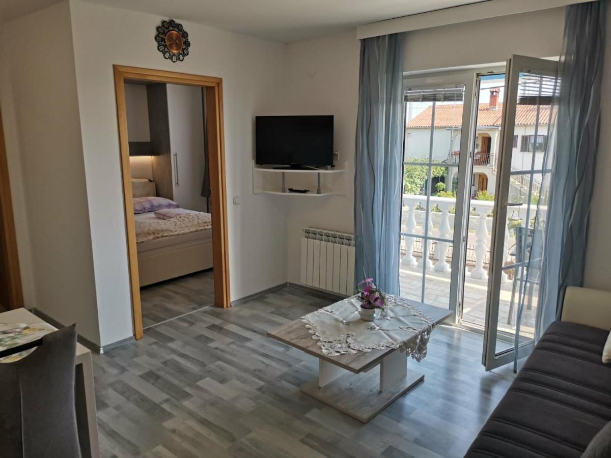 Apartments Toni Пореч Екстер'єр фото