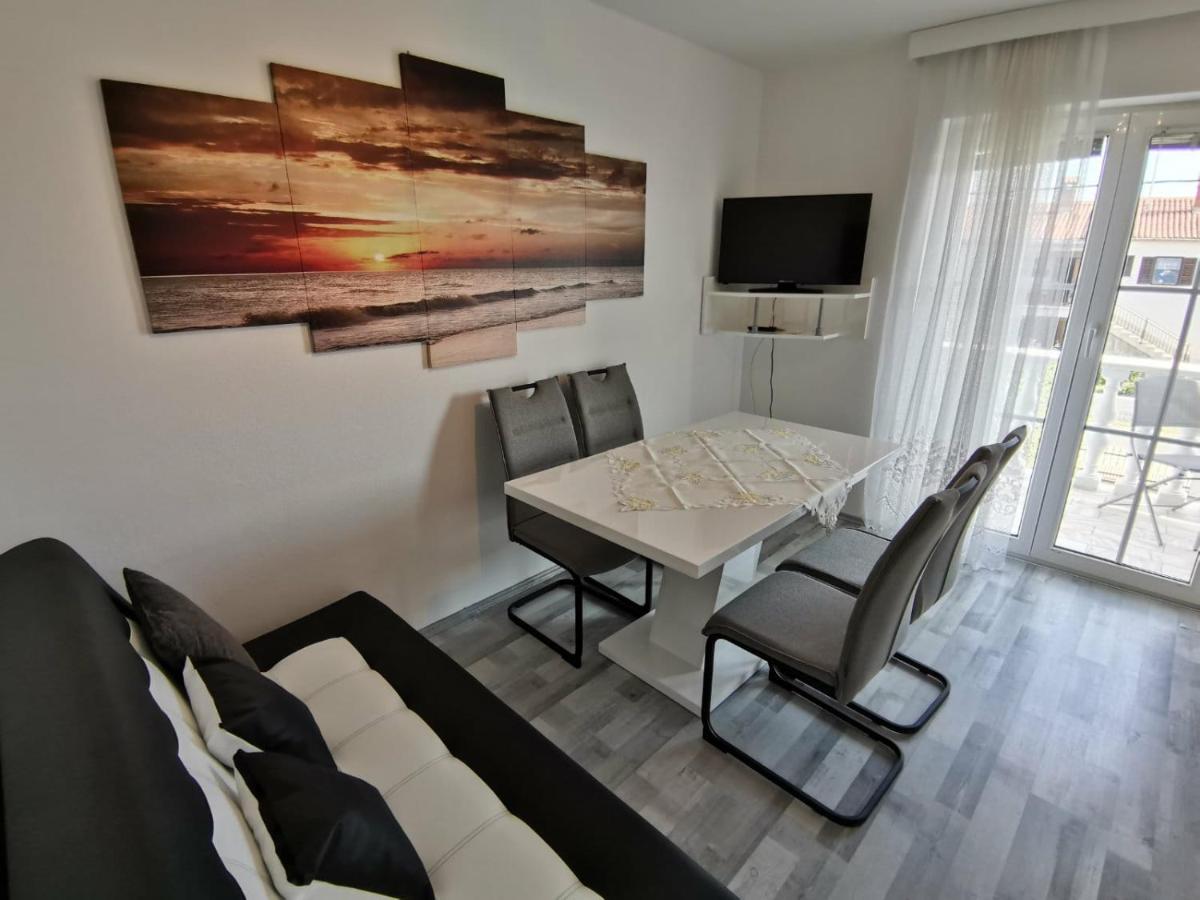 Apartments Toni Пореч Екстер'єр фото